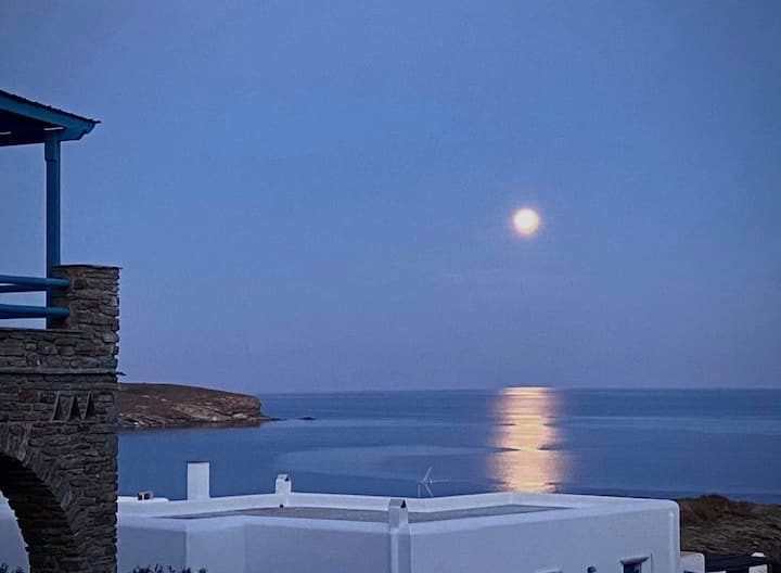 Tinos Beautiful Apartment near Agios Sostis beach - photo 1